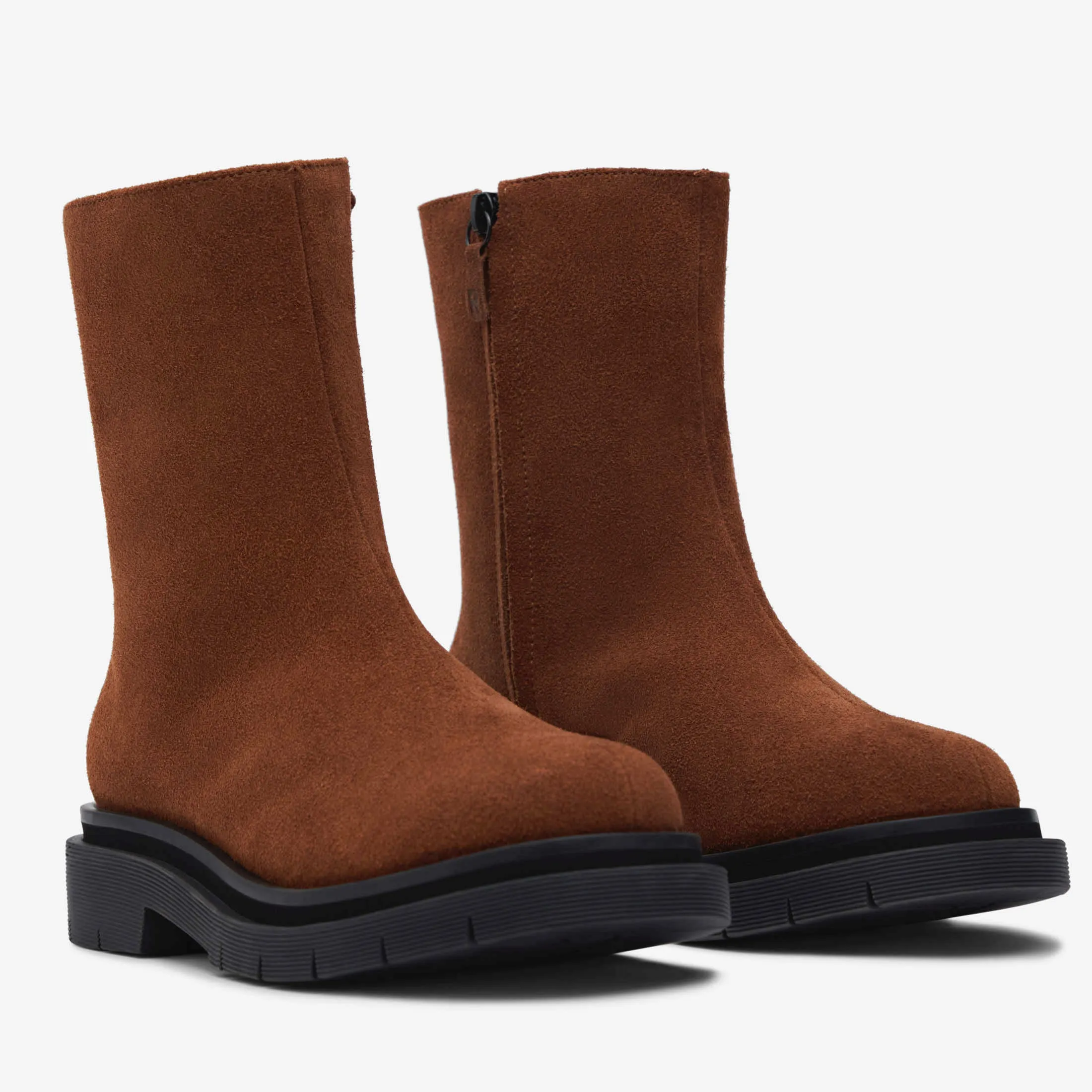 Arlo Lugsole Chelsea Boots