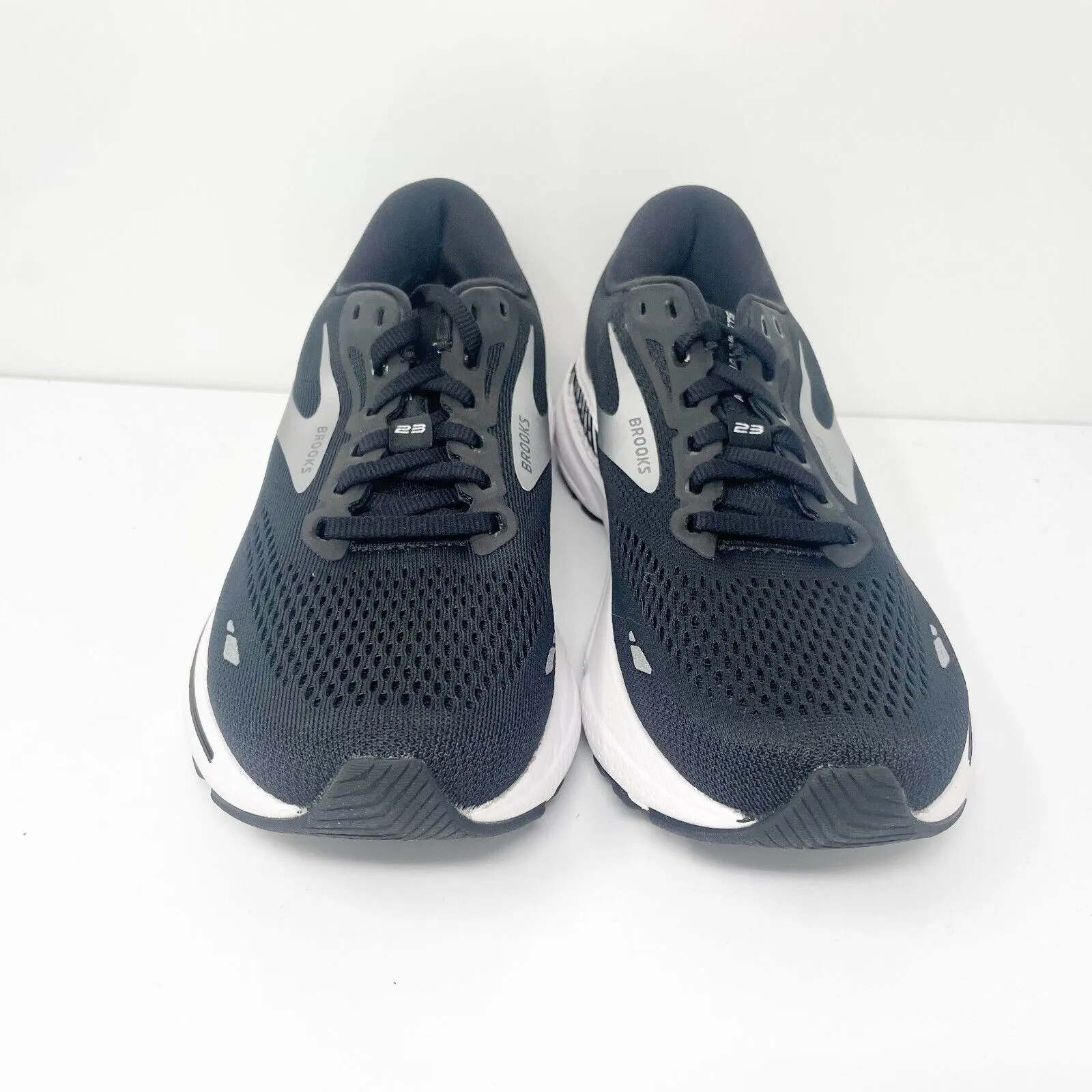 Brooks Womens Adrenaline GTS 23 1203811B004 Black Running Shoes Sneakers Sz 8 B