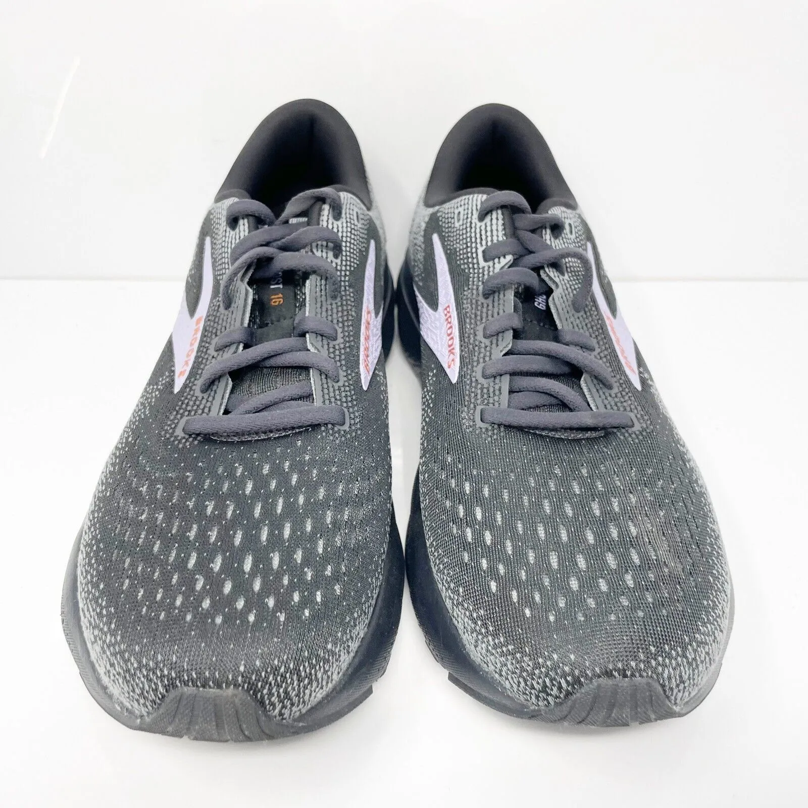 Brooks Womens Ghost 16 1204071B093 Black Running Shoes Sneakers Size 11.5 B