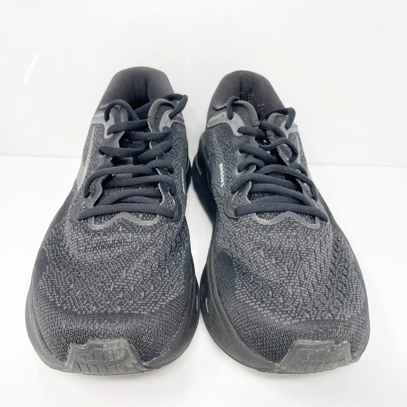 Brooks Womens Ghost Max 1203951D020 Black Running Shoes Sneakers Size 8.5 D