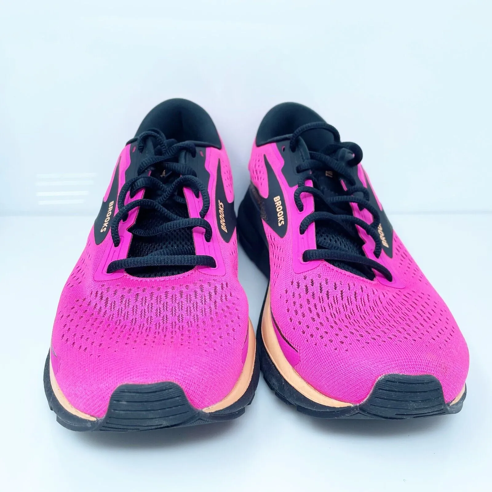 Brooks Womens Trace 3 1204011B694 Pink Running Shoes Sneakers Size 10 B