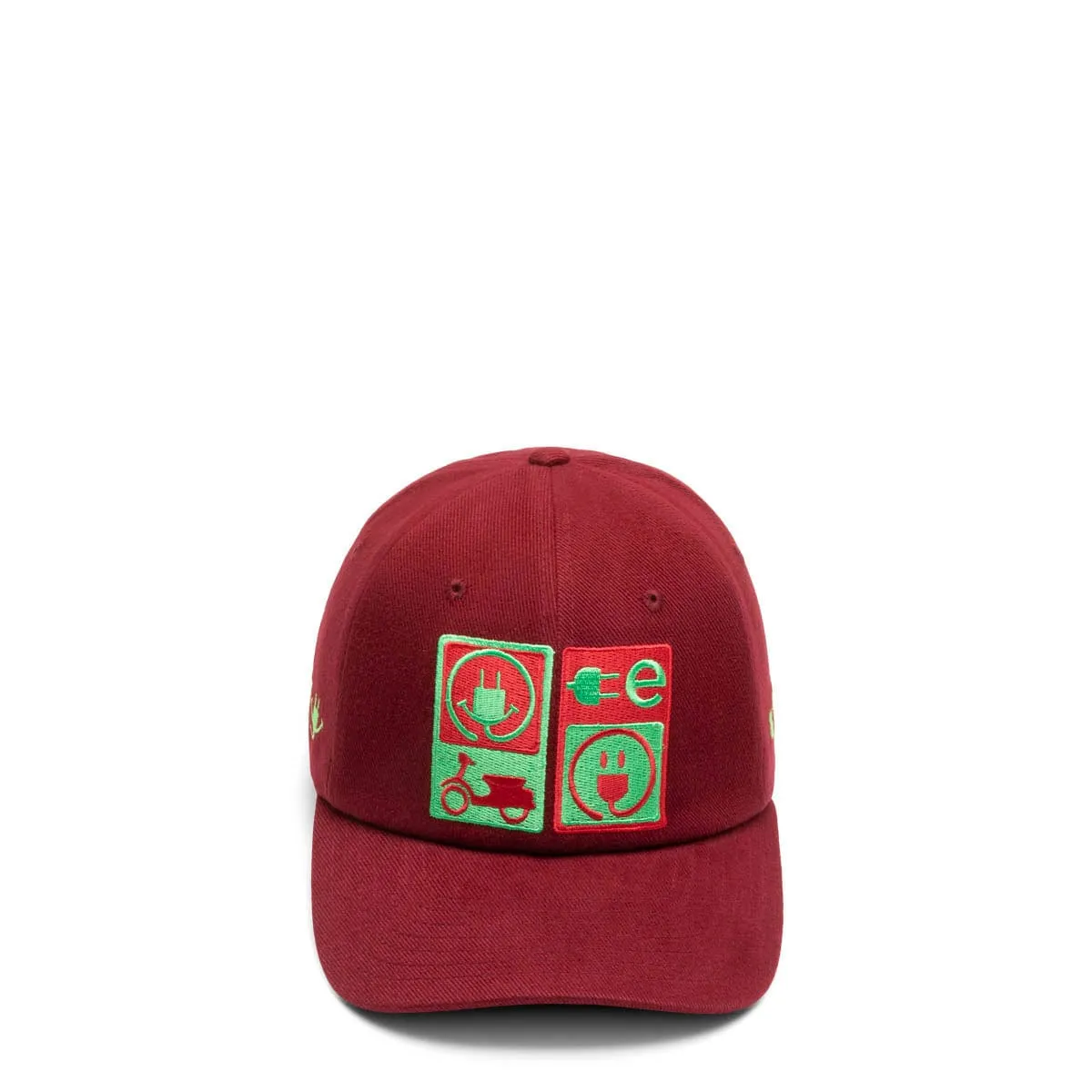 CHARGING CAP RED | Bodega