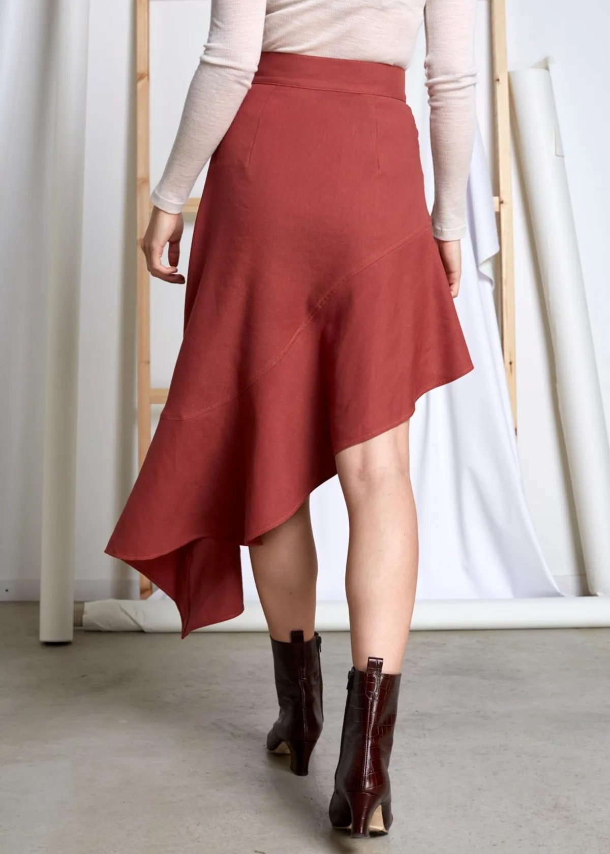 Ella Skirt - Linen Incarnadine