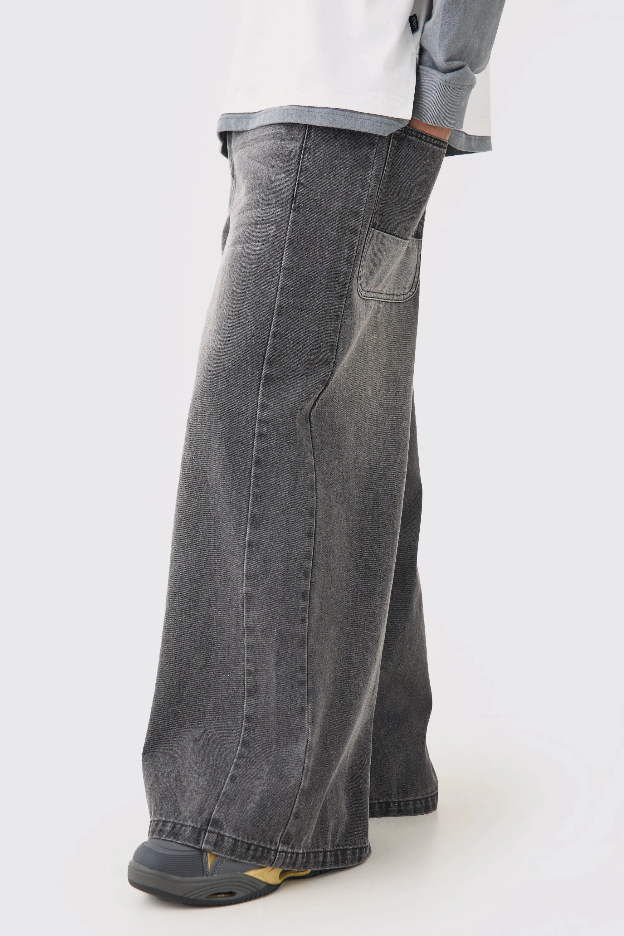 Extreme Wide Width Jeans In Washed Black