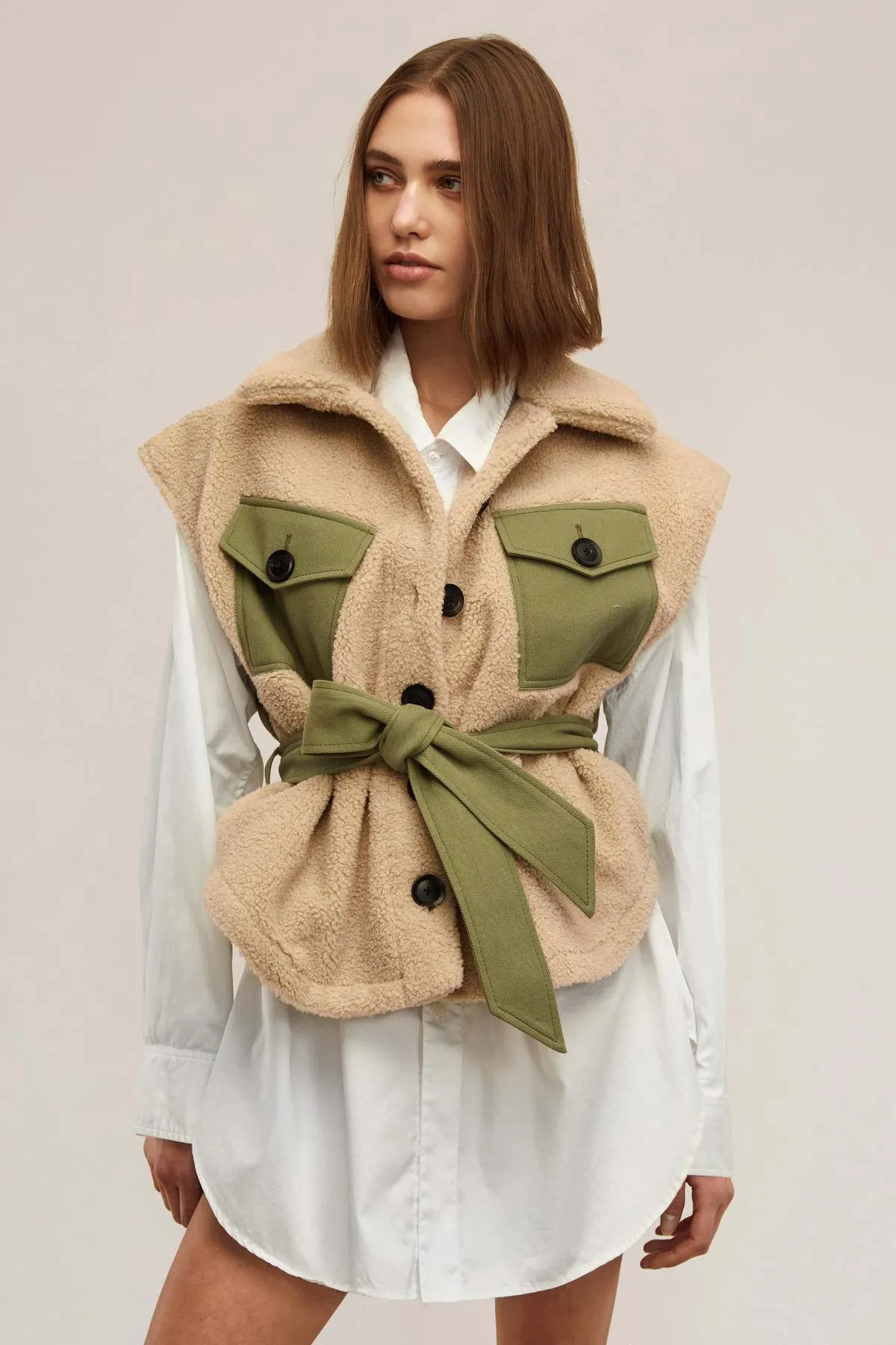 Frankie Sherpa Twill Vest - Fern French Beige Combo