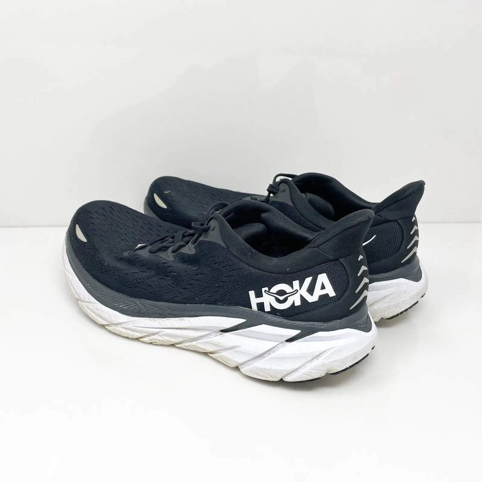 Hoka One One Mens Clifton 8 1121374 BWHT Black Running Shoes Sneakers Size 9 2E