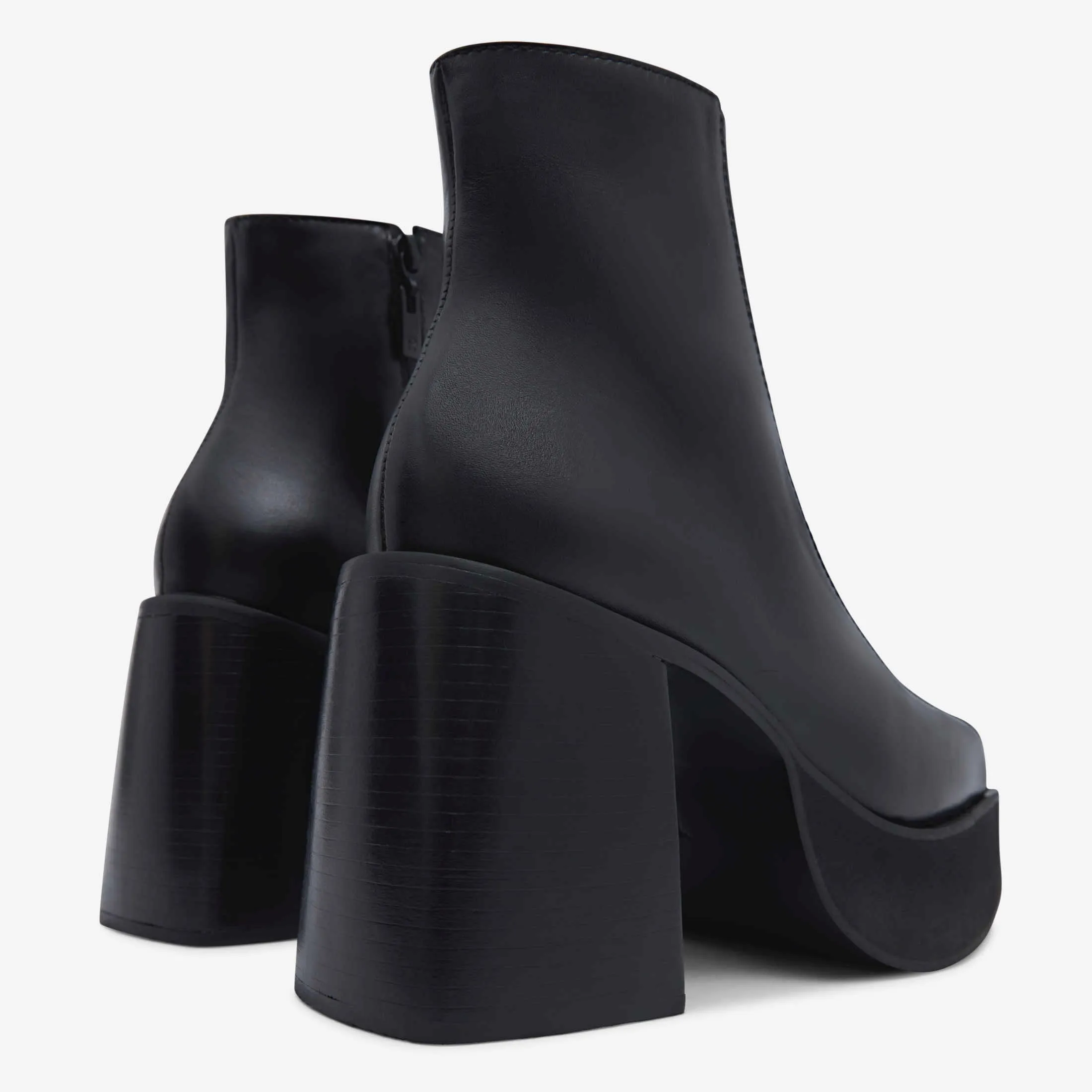 Les Platform Boots