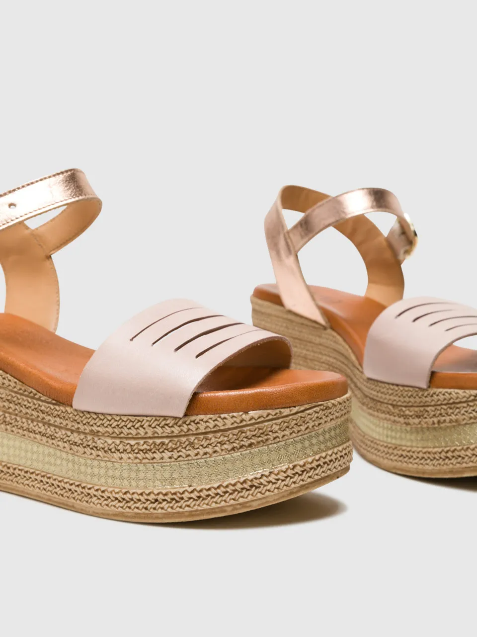 LightPink Buckle Sandals