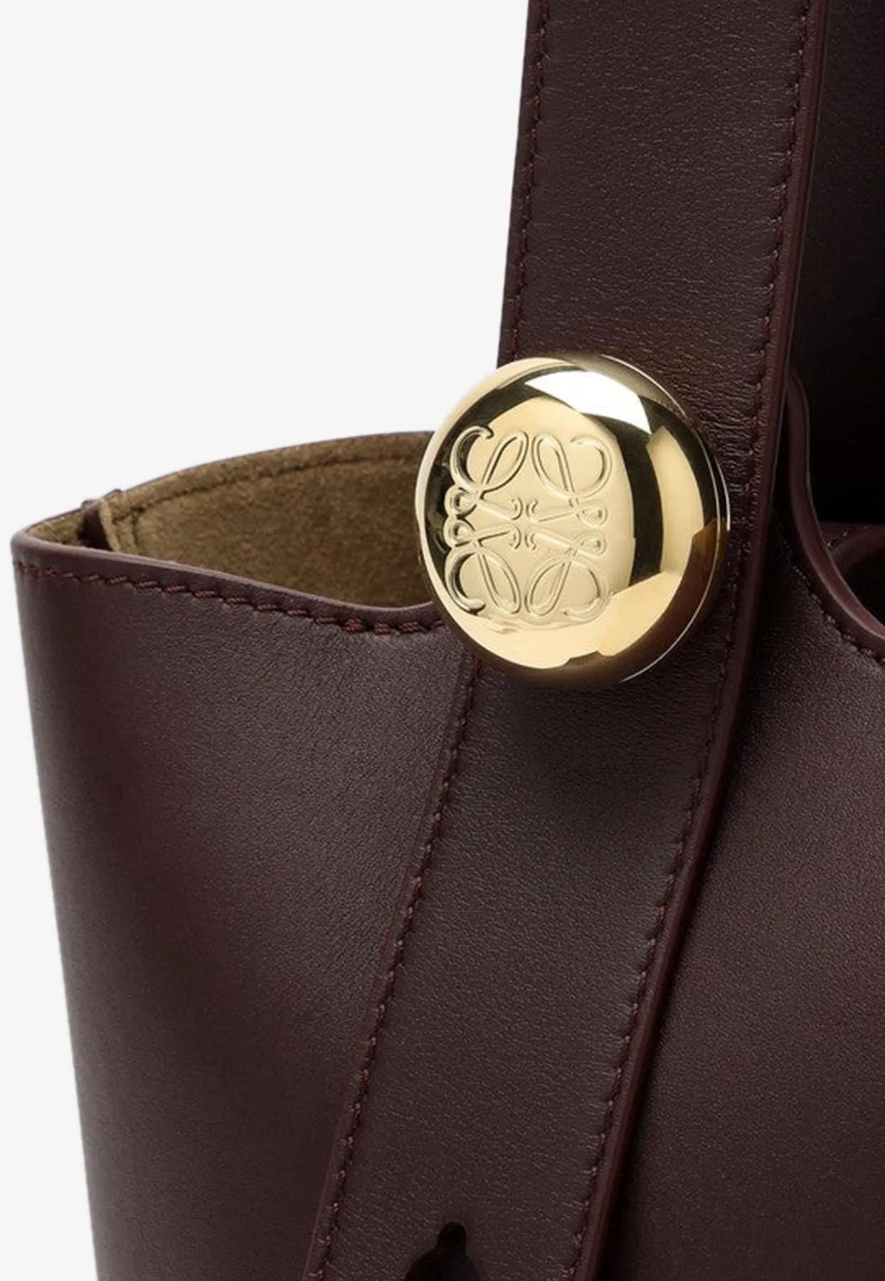 Mini Pebble Bucket Bag in Calf Leather