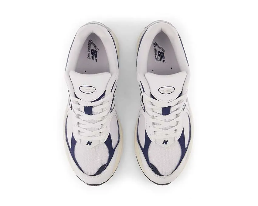 New Balance 2002R