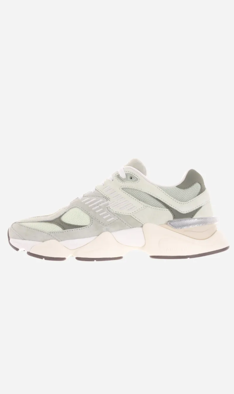  New Balance      9060EEC - U9060V1 