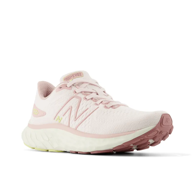 New Balance Women's Fresh Foam X EVOZ V3 Running Shoe - WEVOZRP3