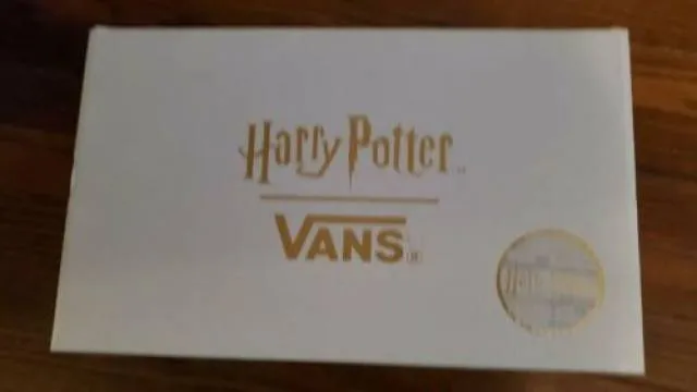 New vans x harry potter comfycush era daily prophet black/white hp unisex