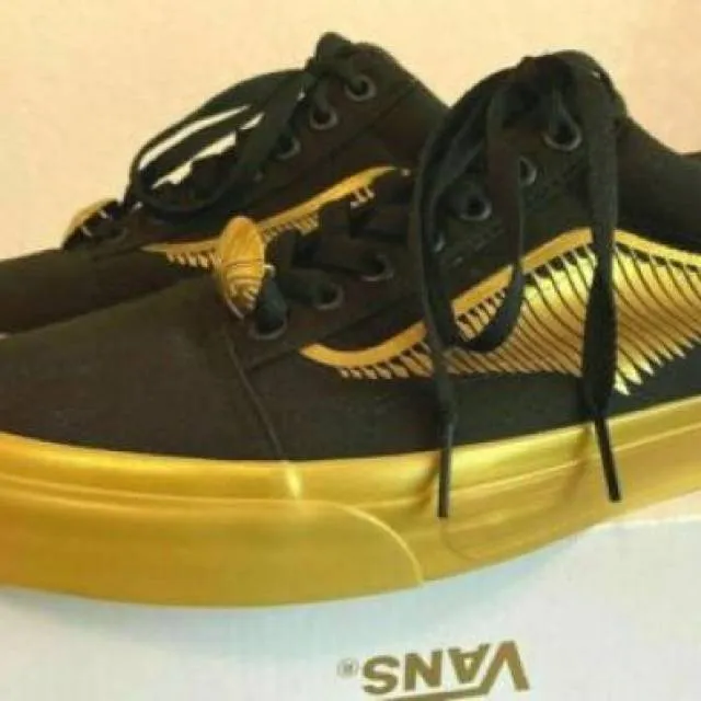 New vans x harry potter golden snitch old skool black/gold golden hp mens unisex