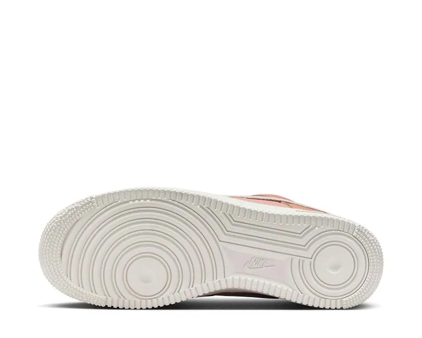 Nike Air Force 1 '07 LX