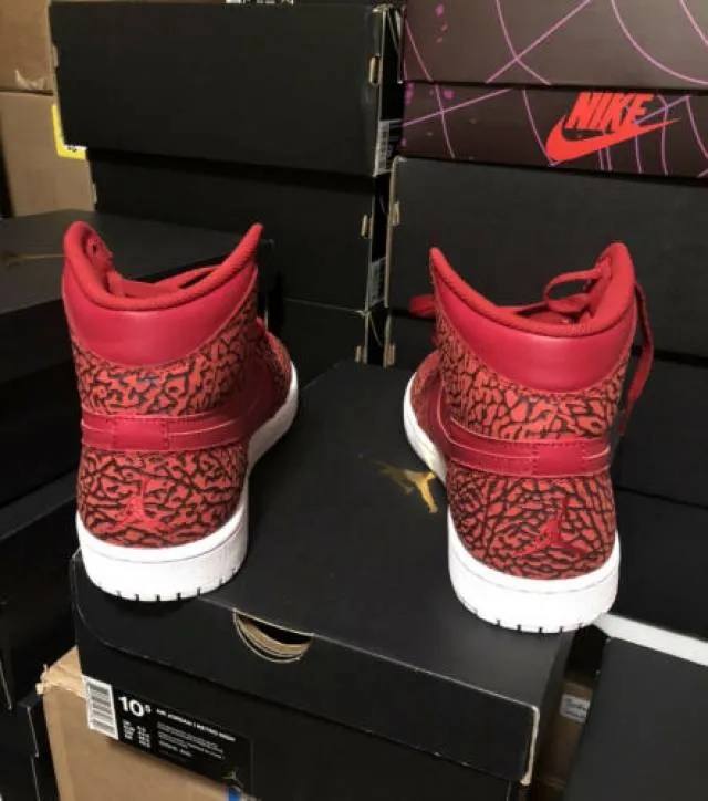 Nike Air Jordan 1 Retro Red Elephant Print Gym Red White