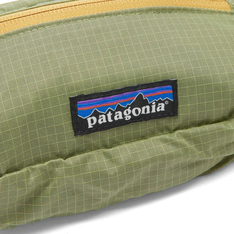 Patagonia Ultralight Black Hole Mini Hip Pack 1L-Pineapple Green