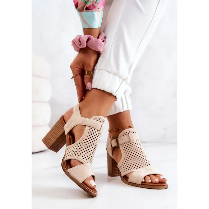 PE1 Openwork Sandals On A Bar Beige Hey Lover