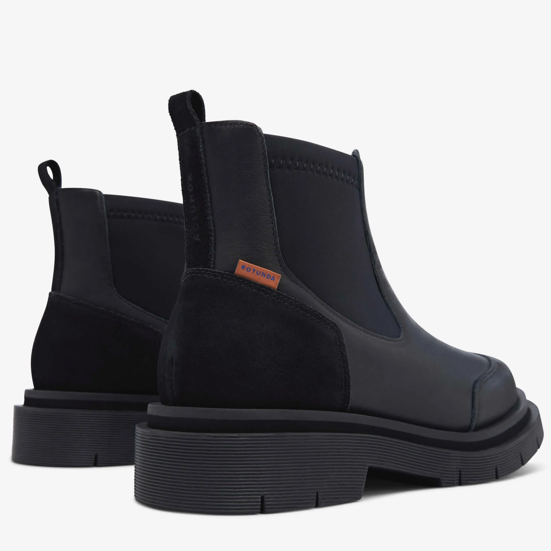 Peq Chelsea Boots