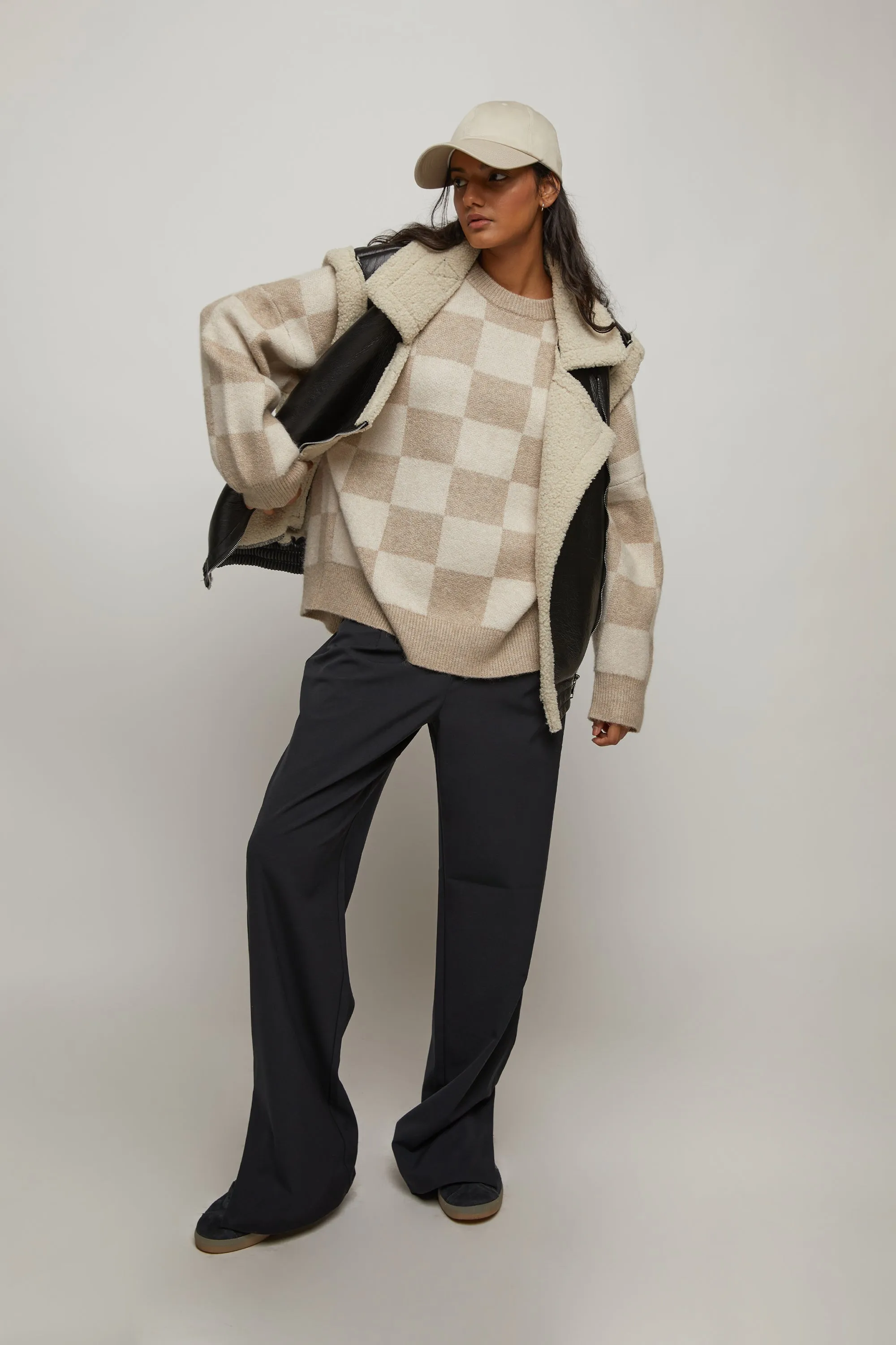 SHERPA LINED VEST