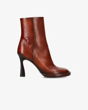 Sole Ankle Boots M6856B in calfskin Atena leather