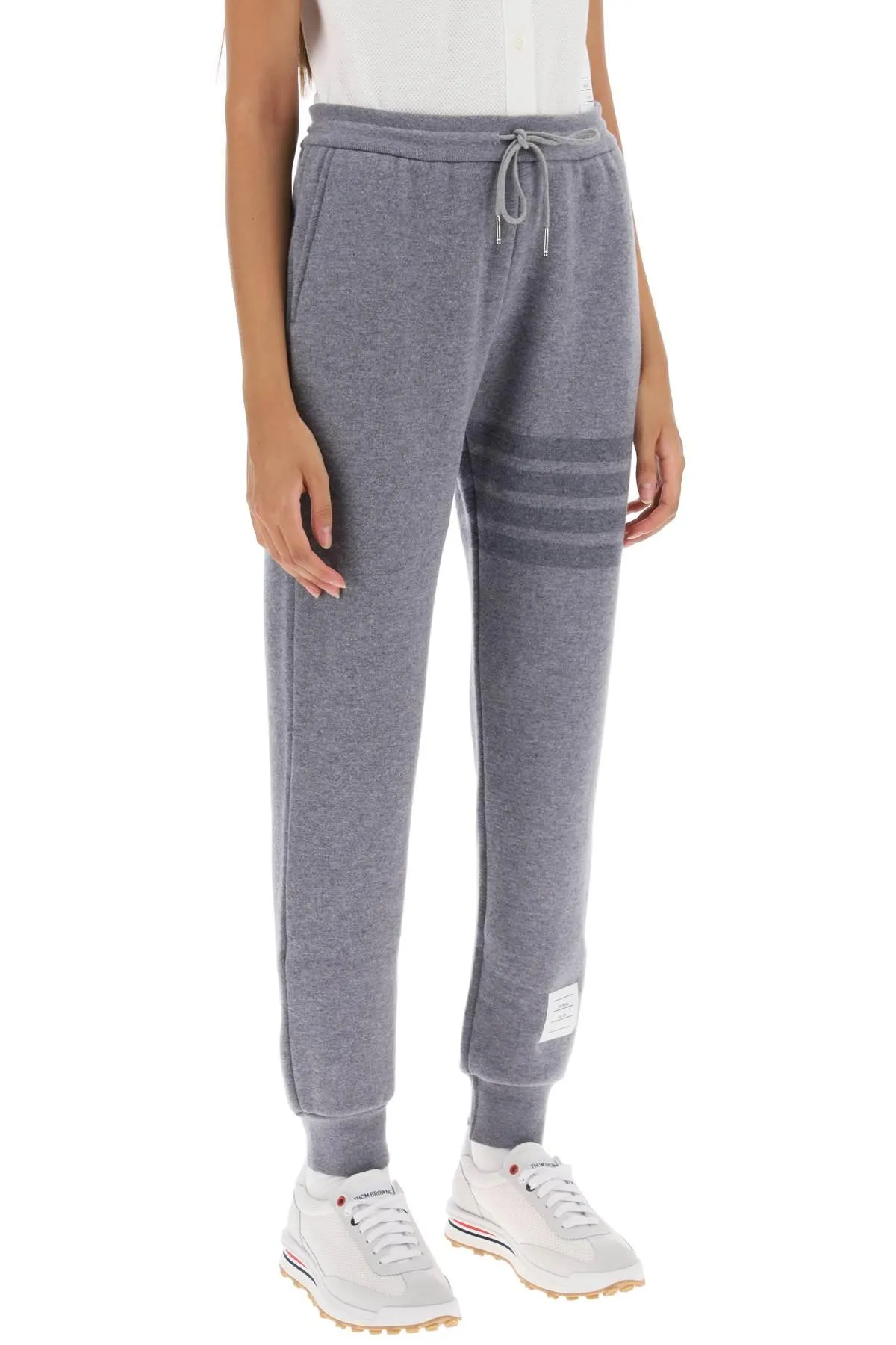 Thom Browne    Thom Browne Knitted Joggers With 4 Bar Motif