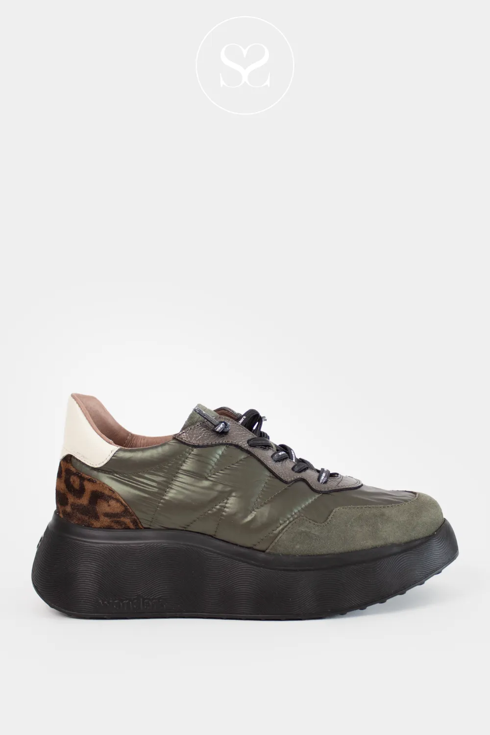 WONDERS A-3610 KHAKI & LEOPARD CHUNKY PULL ON TRAINERS