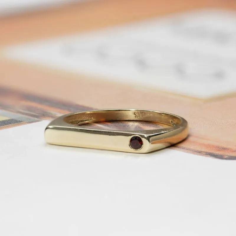 Yellow Yellow Gold Ring Fores with Grant 1.7 in the corner